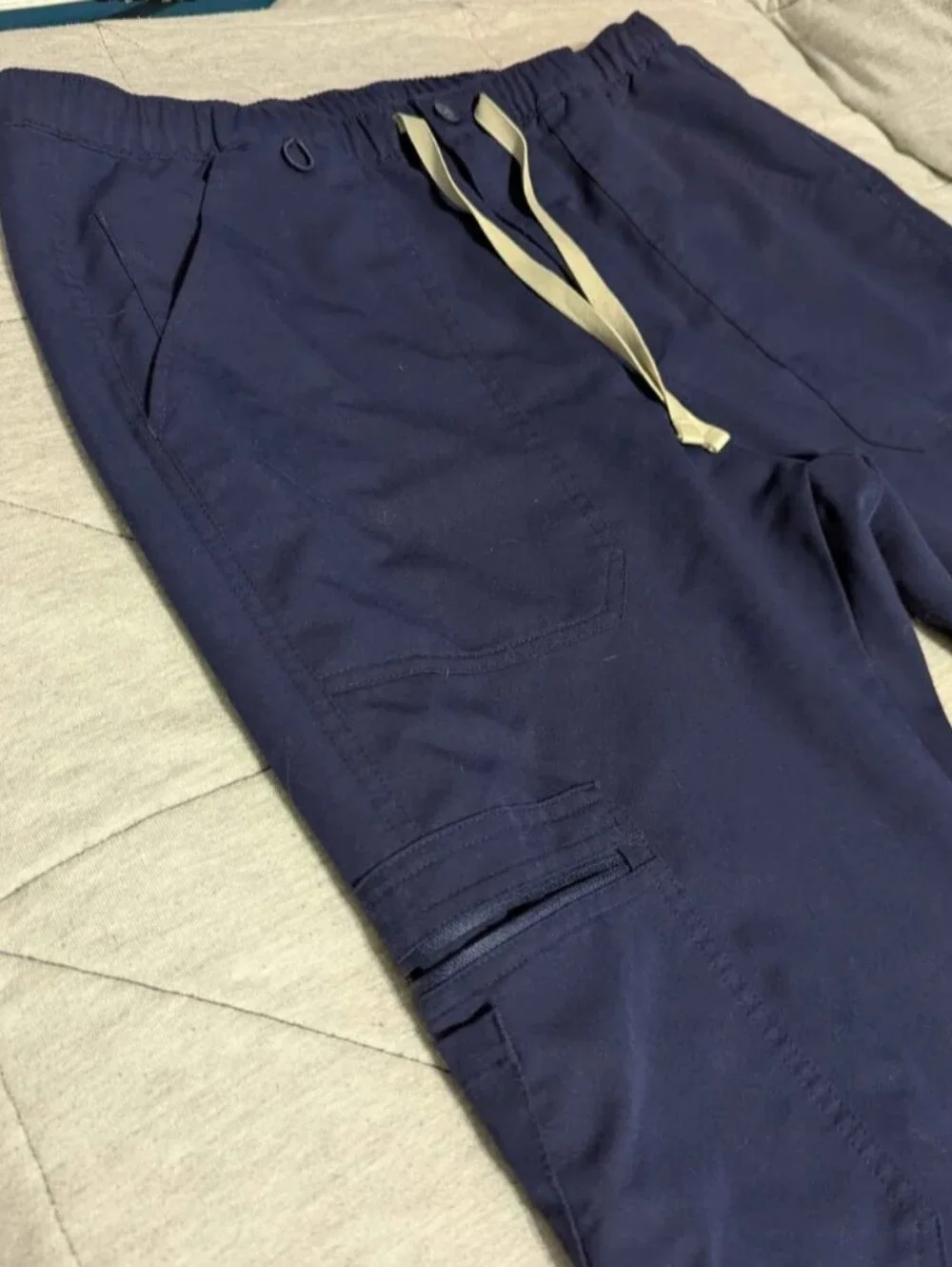 FIGS navy scrub pants, men's large
